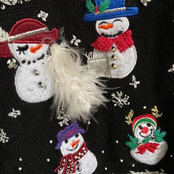 BP design sweater with snowmen & feathers with snaps In like new condition - Picture 5 of 12